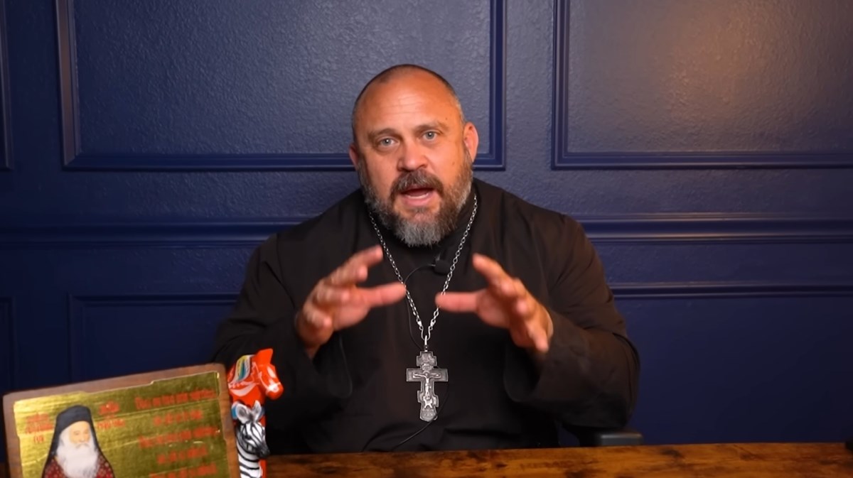 Mladi Amerikanci sve više prelaze u rusku crkvu koja im obećaje "apsurdnu muževnost"