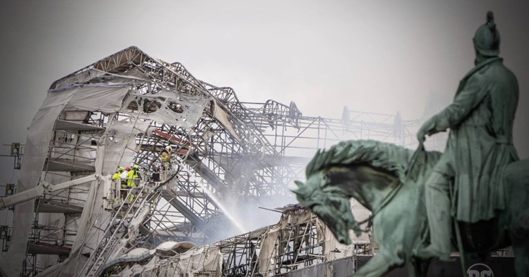 FOTO Požar povijesne zgrade u Kopenhagenu: "Ostala je samo prazna ljuštura"
