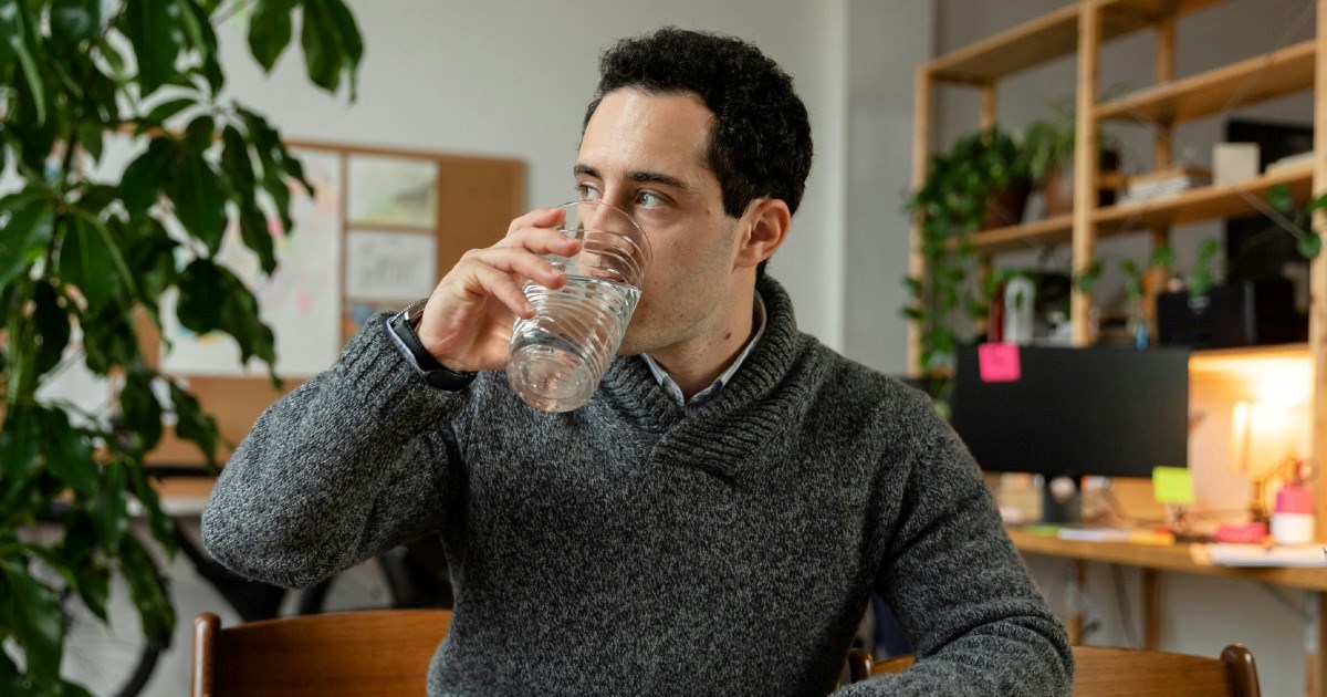 Istraživanje pokazalo kako unos vode utječe na razinu hormona stresa kortizol