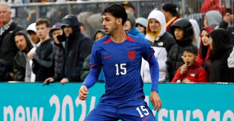 Dinamov rival u Europi se pohvalio novim igračem: "Prvi Božićni poklon je već u kući"