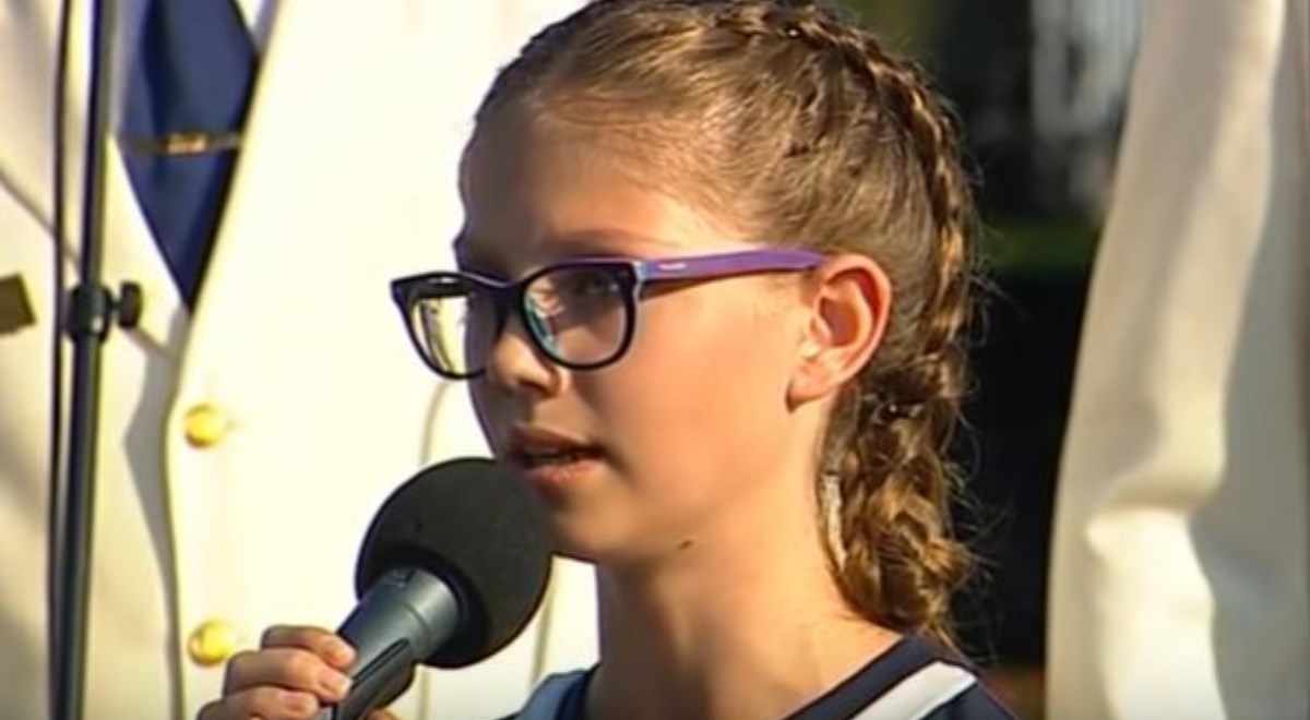 Josipa Lisac podijelila je Hrvate, a sjećate li se kako je Mia pjevala himnu?