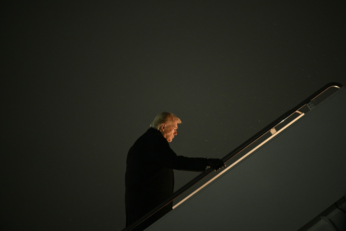 FT: Trump će se uskoro povući oko Irana, ali bit će kasno