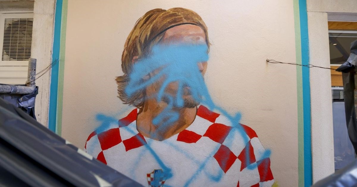 VIDEO Išaran mural Luke Modrića u Zadru