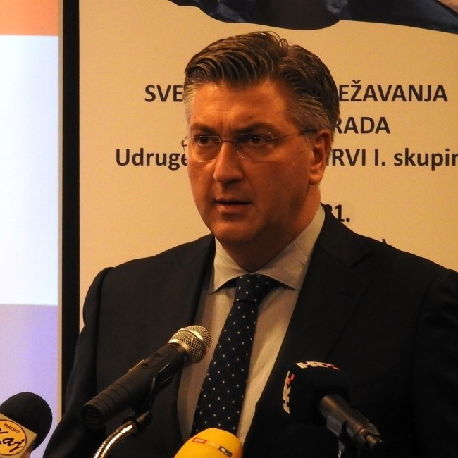 Plenković: Ne smije biti nikoga tko ima problem s reguliranjem prava branitelja