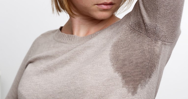 Što se događa vašem tijelu kada zaboravite staviti dezodorans?
