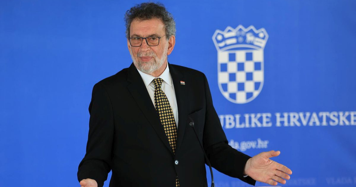 Ravnatelji žele online nastavu kad stigne dojava o bombama. Fuchs je protiv