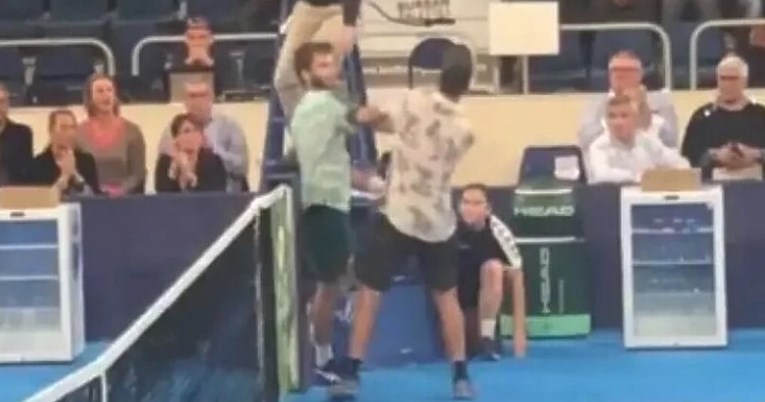 VIDEO Tenisači se umalo potukli nakon meča