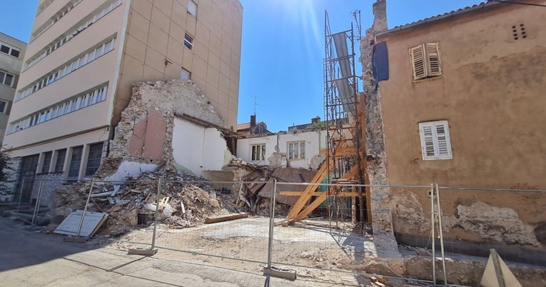 Otac HDZ-ovog direktora u Šibeniku gradi zgradu: "Sad su s gradilišta uklonili ploču"