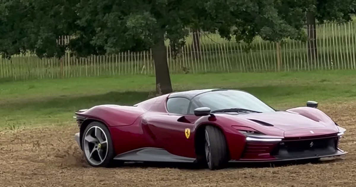 VIDEO Kupio jedan od najskupljih Ferrarija, a onda si je dao oduška