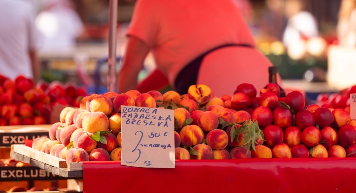 Obišli smo tržnicu Kvatrić, evo čega sve ima i po kojim cijenama