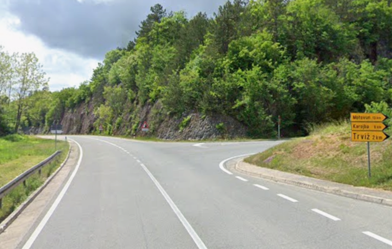 U nesreći kod Pazina poginuo motociklist