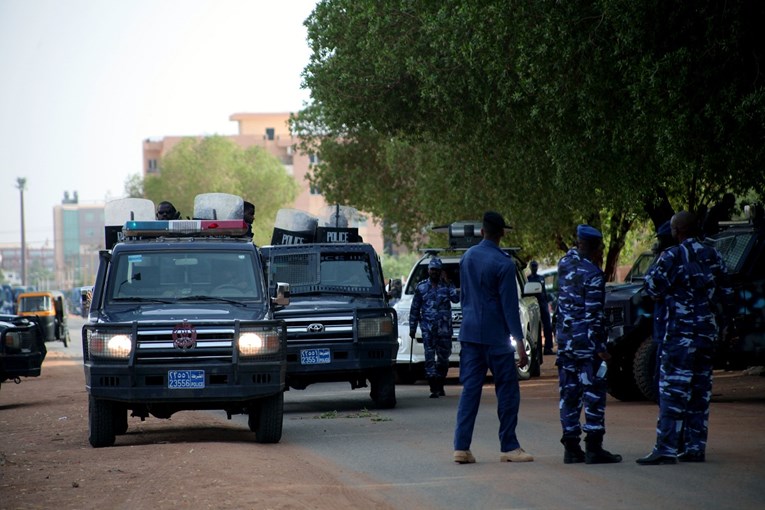 U Sudanu počelo suđenje al-Baširu za vojni udar 1989.