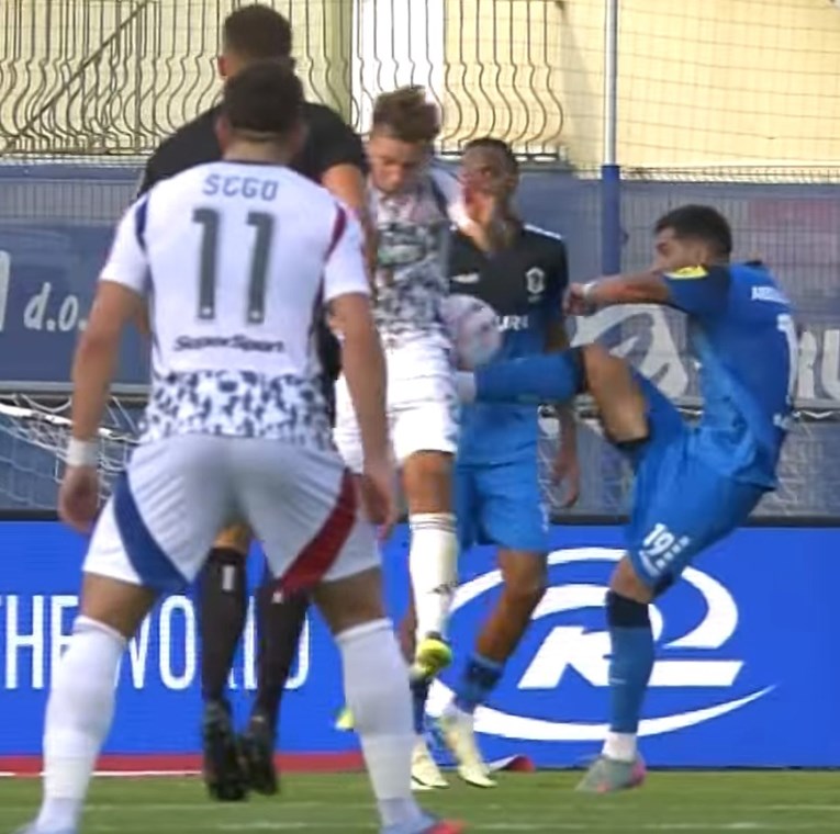 VIDEO Hajduk je za ovo tražio penal. Je li bio prekršaj?