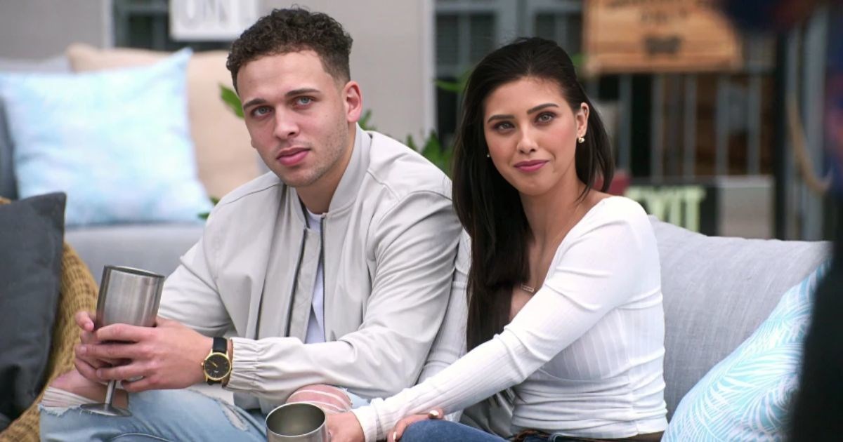 Stručnjakinja za veze otkrila trik od 3 sekunde koji može učiniti ljude privlačnijima