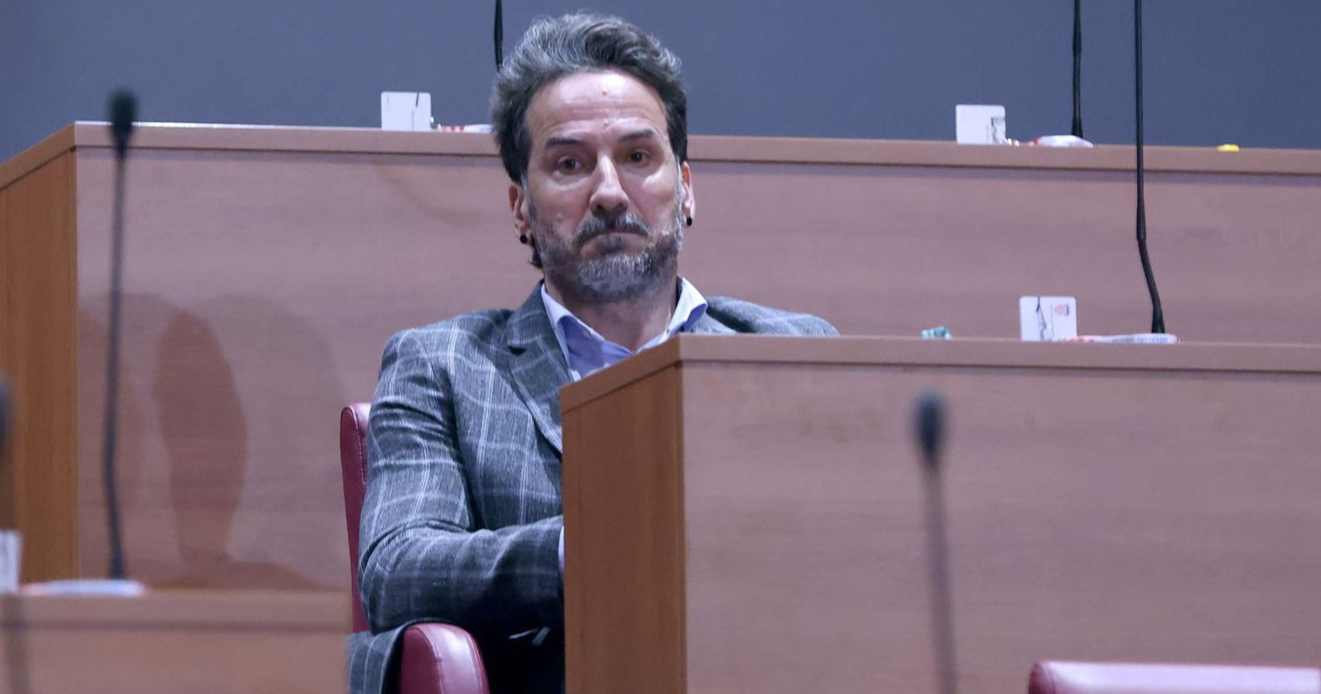 Miletić pozivao na vješanja po trgovima. Sad kaže da je to metafora i da govori kao I