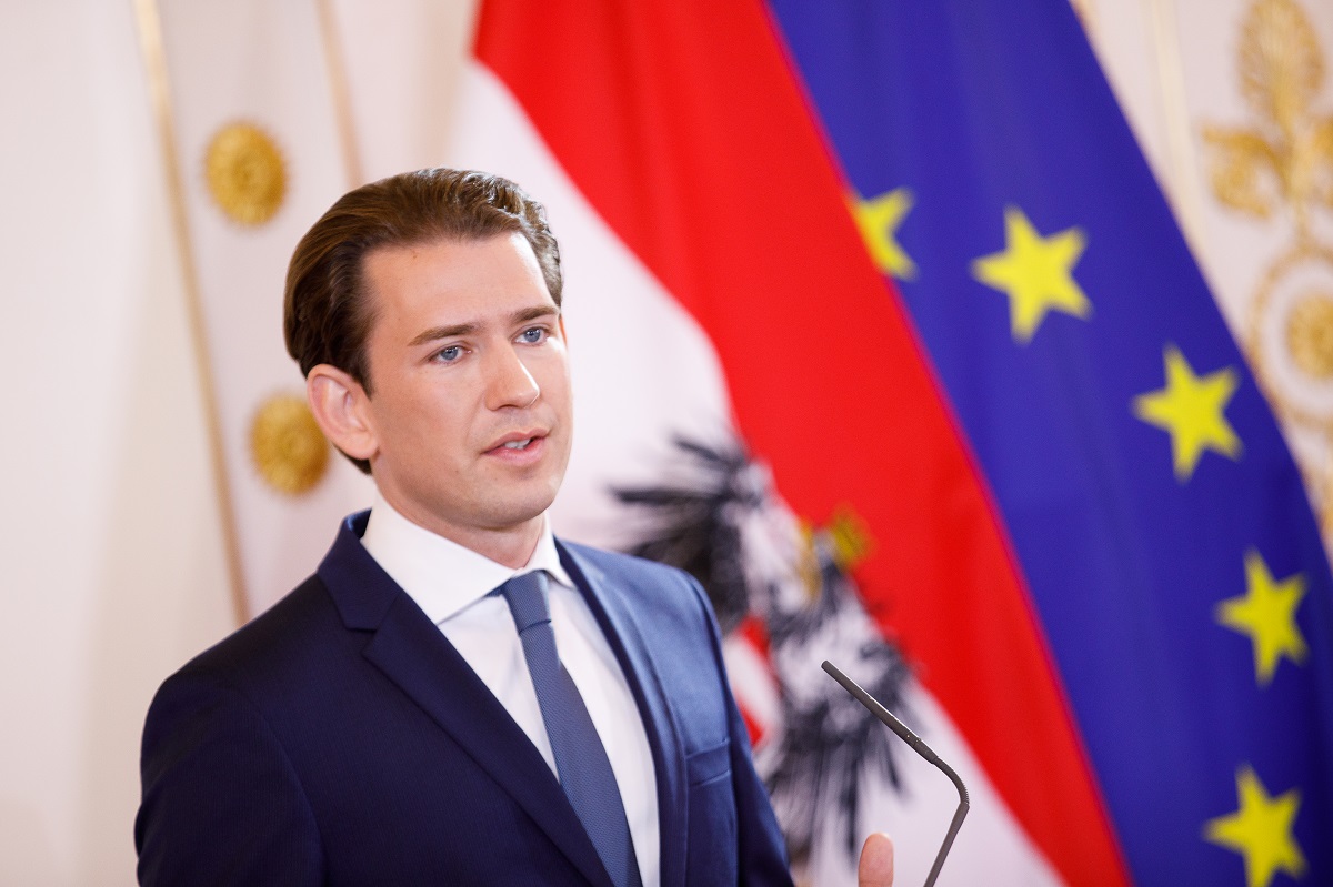 Kurz: Politika otvorenih vrata za migrante bila je pogrešna