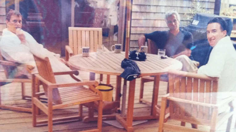 Pojavila se prva fotografija koja prikazuje Andrewa, Mandelsona i Epsteina zajedno