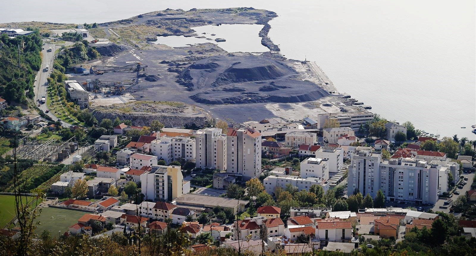 Mještani Dugog Rata: Obolijevamo od raka jer država nije u stanju sanirati tvornicu