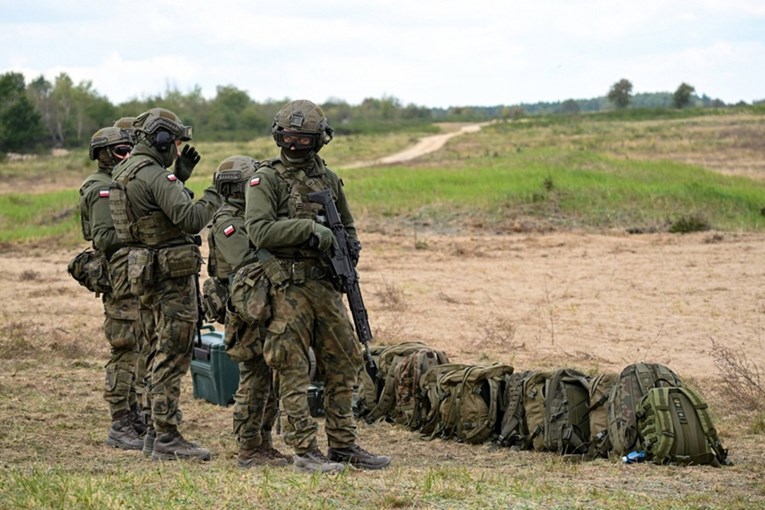 Ukrajinci posramili NATO trupe u vojnoj vježbi. Desetero njih uništilo cijelu bojnu