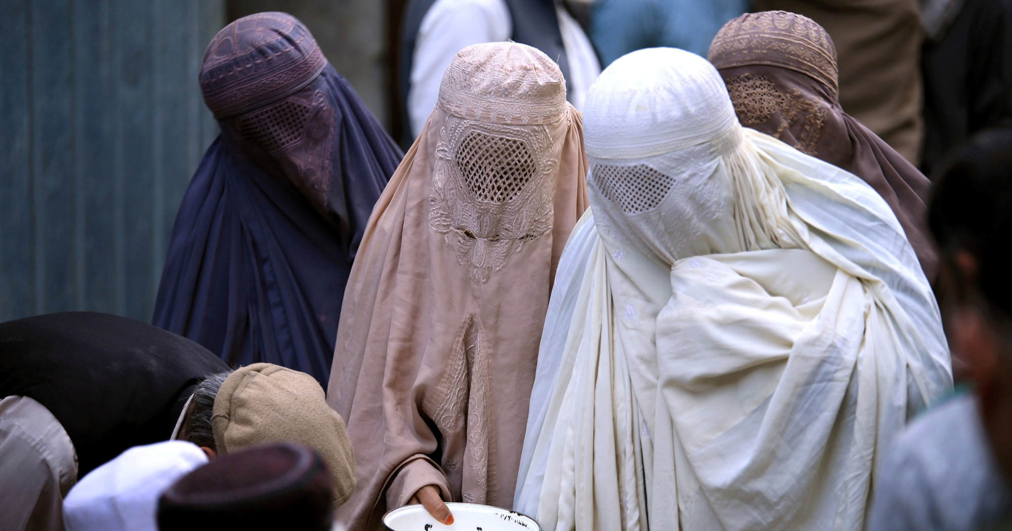 Sve više zemalja EU-a ne želi burke i nikabe u javnosti, Italija kreće putem zabrane