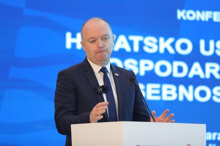 Ministar: Rodilo se 656 djece više nego lani u istom razdoblju, to su 33 prva razreda