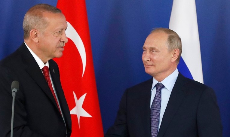 Erdogan Putinu: Turska ofenziva u Siriji donijet će mir i stabilnost