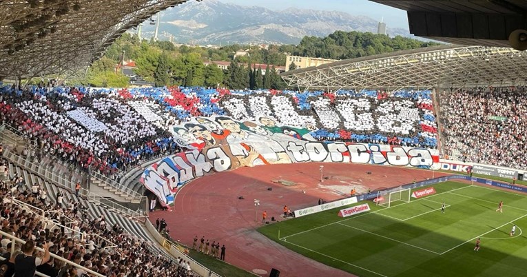 FOTO Torcida podigla ogromnu koreografiju za 74. rođendan: Otac ulica, majka Torcida