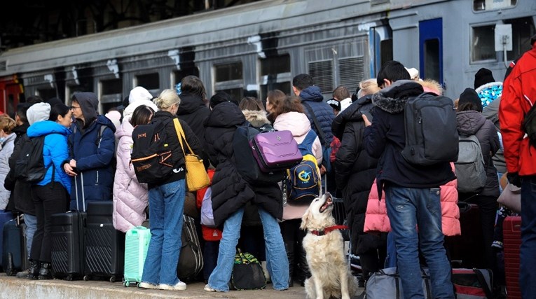 U Češku stigao vlak s ukrajinskim izbjeglicama, prve izbjeglice došle u Bugarsku