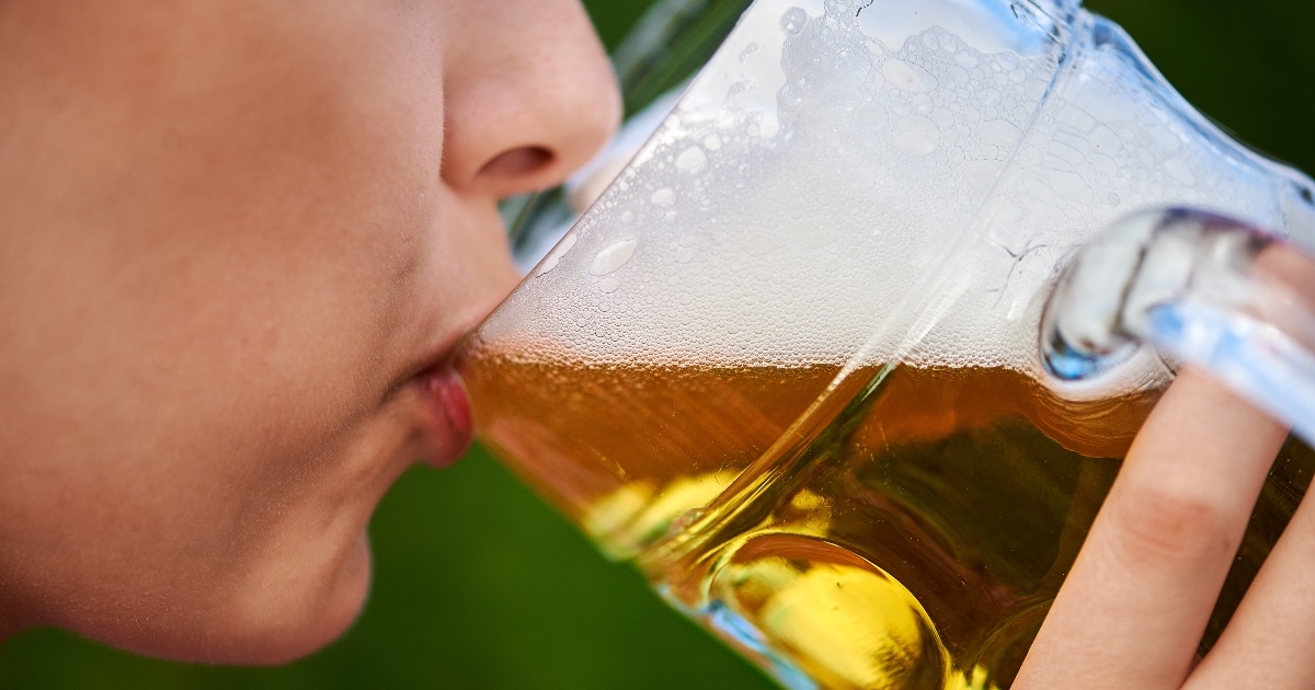 Jedno pivo u danu može postarati vaš mozak za dvije godine, kaže nova studija