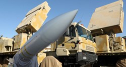 Iran predstavio novi prijenosni raketni sustav