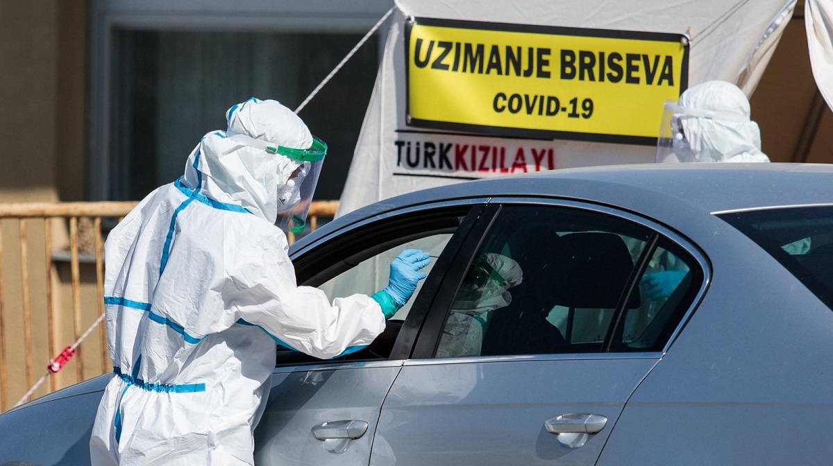 Stožer: Umrlo osam osoba, devet na respiratoru, 298 novih slučajeva