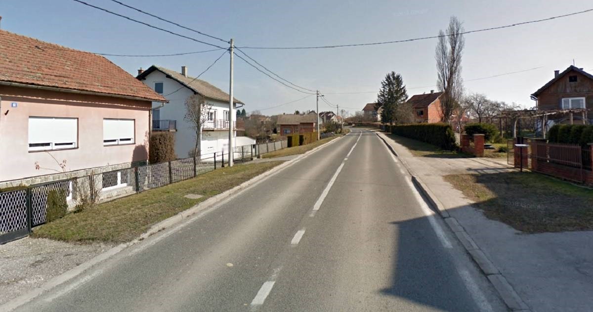 Čovjek kod Kutine pao na cestu, vozačica ga pregazila. Poginuo je