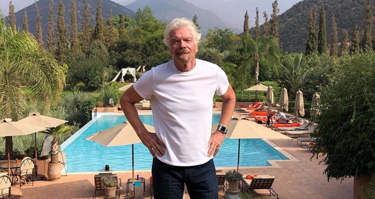 Milijarder Richard Branson radi zgibove kao mladić iako je navršio 69