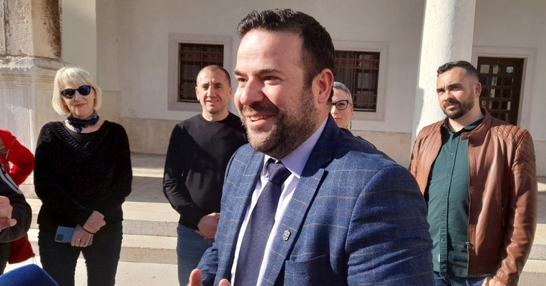 Gradonačelnik Pule: Želim nove izbore za pulsko Gradsko vijeće