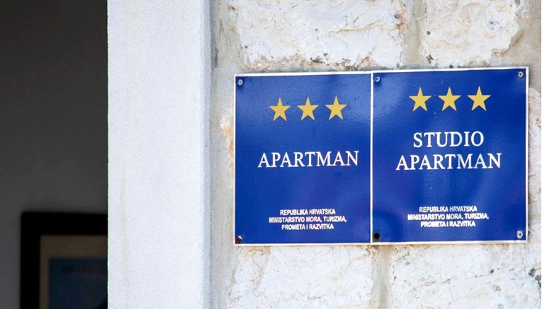 U Dalmaciji vlasnici otkazuju jeftine covid-rezervacije apartmana