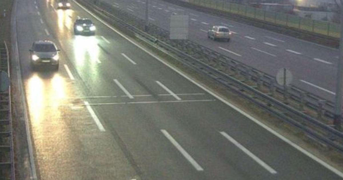Ceste vlažne i skliske, moguća je poledica