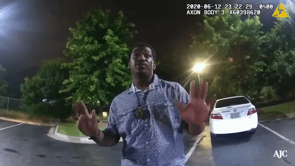 Tko je crnac kojeg je policija ubila u Atlanti? Slavio je rođendan svoje kćeri