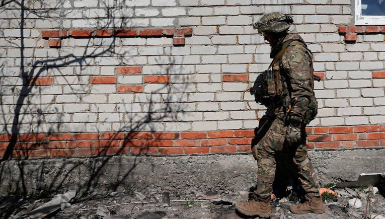 Ruski zatvorenik koji se borio u Ukrajini ubio šestoricu suboraca. Traje potraga