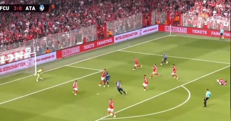 VIDEO Pašalić zabio u prijateljskoj utakmici. Zakucao je loptu u same rašlje