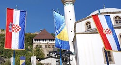 Bošnjačka stranka traži uklanjanje zastava Hrvata u BiH u Travniku