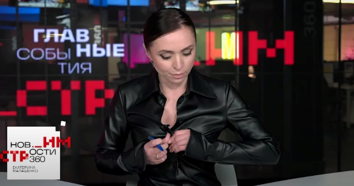 Ruska voditeljica imala nezgodu u emisiji uživo, snimka je postala viralna