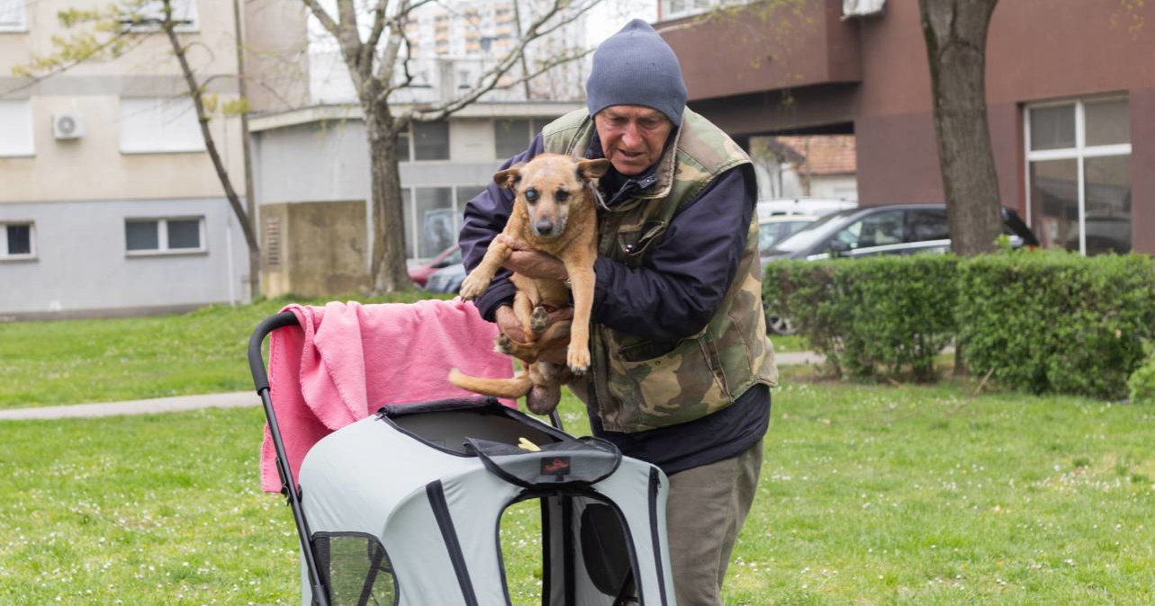 VIDEO Posjetili smo Ivicu (74) i psa Bobija (15): "Kad je on dobro i ja sam dobro"