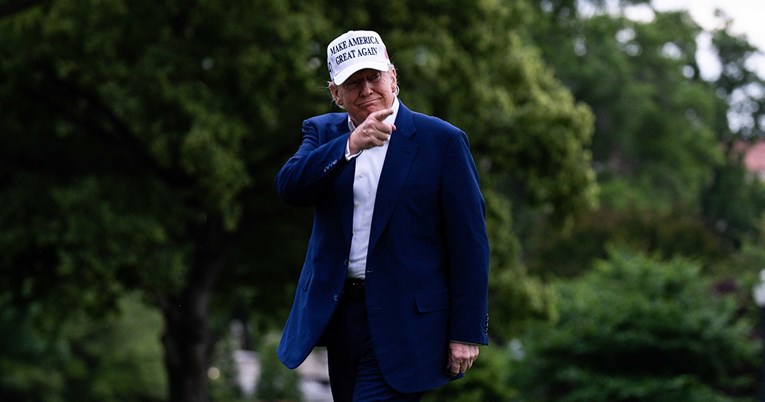 Trump: Von der Leyen i ja smo razgovarali, dogovorili smo rok za carine