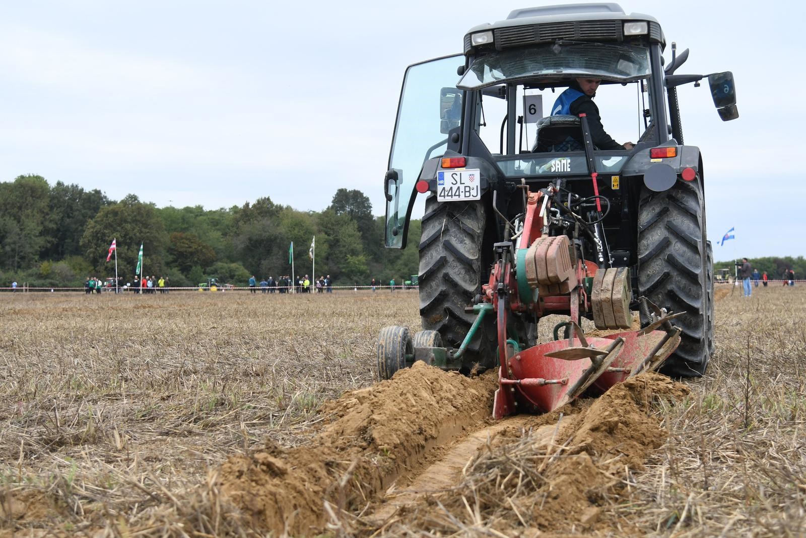 Pad realnog dohotka u poljoprivredi za 2025. godinu