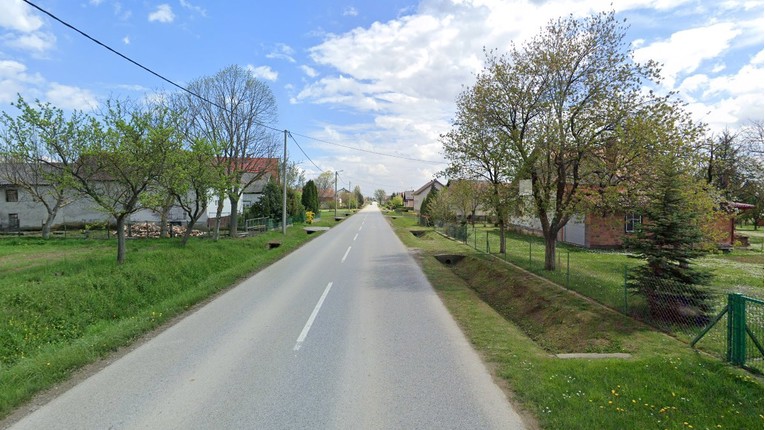 Suprotnim smjerom vozio bez vozačke, odbio puhati pa se zabio u policijski auto