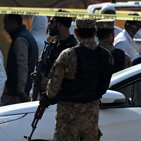 Bombaš samoubojica ubio 12 ljudi ispred suda u Islamabadu