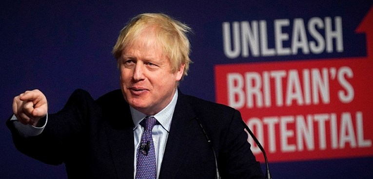 Anketa predviđa uvjerljivu pobjedu Borisa Johnsona