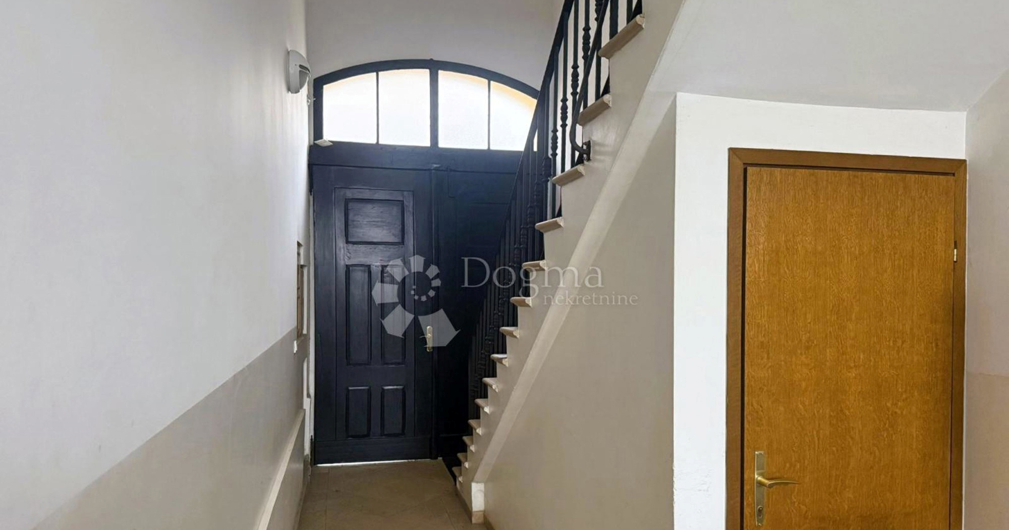 Index Oglasi: U Osijeku se prodaje "244 m² čiste povijesti"