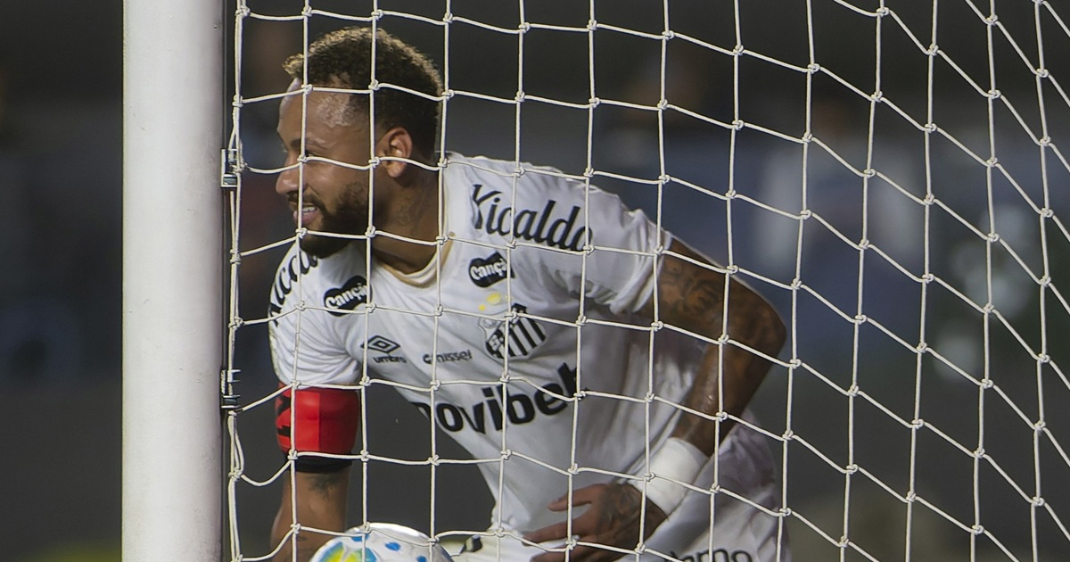 Neymar zabio krasan gol pa se narugao kritičarima. Pogledajte što je napravio