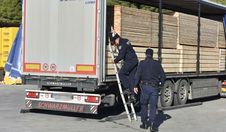 U kamionu koji je stigao iz Grčke u Prelog otkriveni migranti